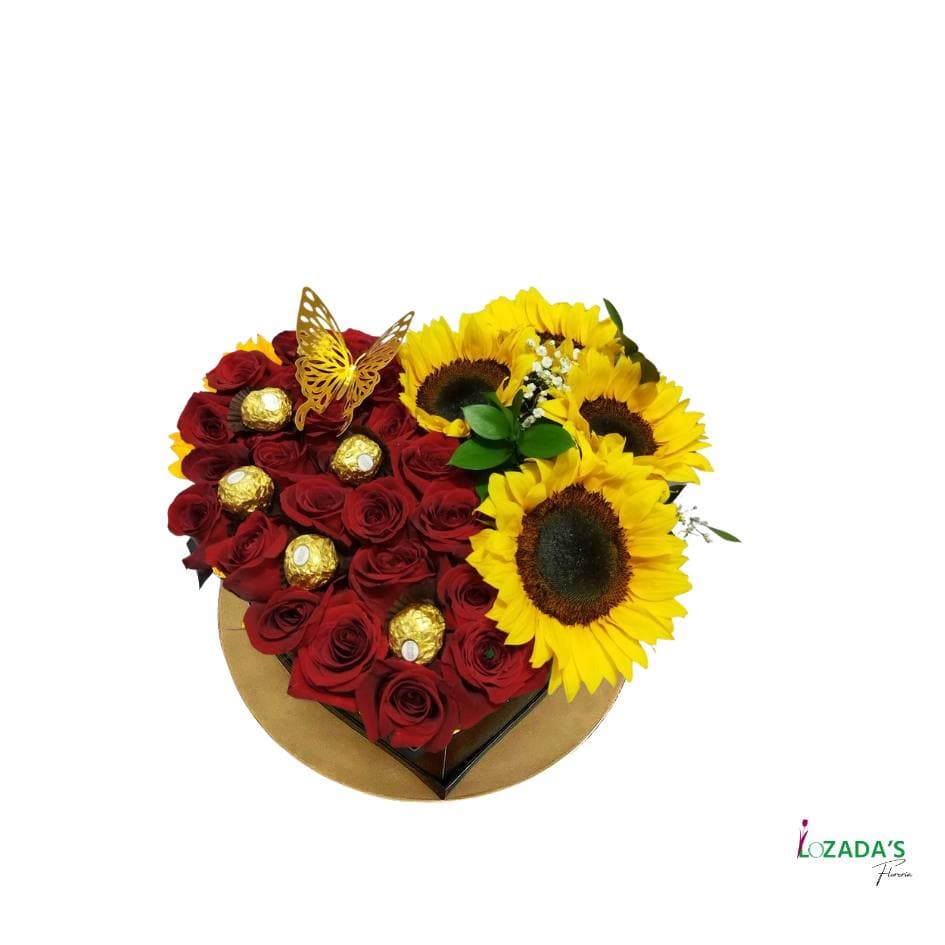 Corazón con Rosas, Girasoles, Ferrero y Mariposa 🌹🌻🦋🍫 Entrega hoy mismo en Santiago