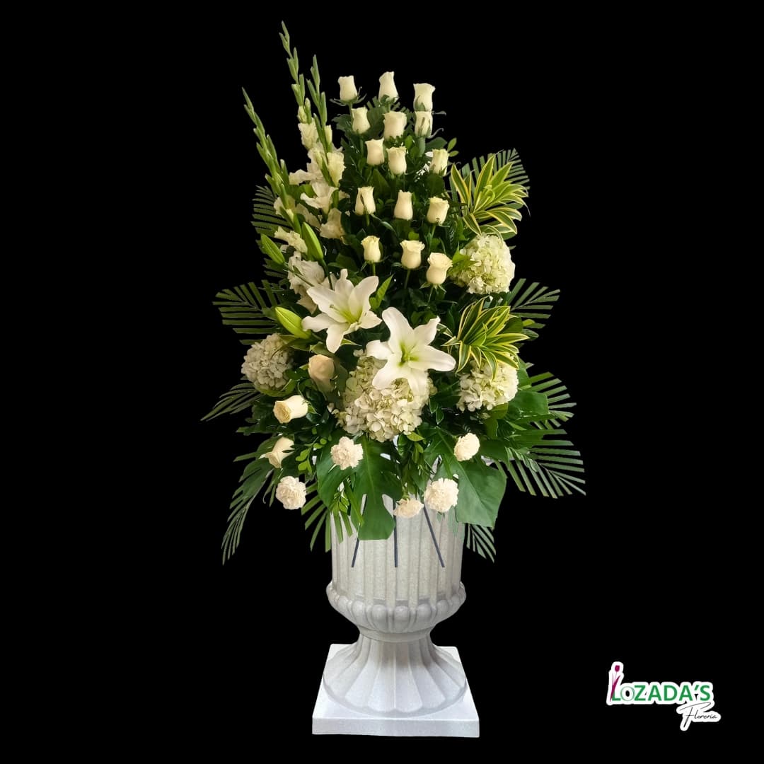 Arreglo Floral en Copa Clásica para Ceremonias Religiosas- Entrega hoy mismo en Santiago
