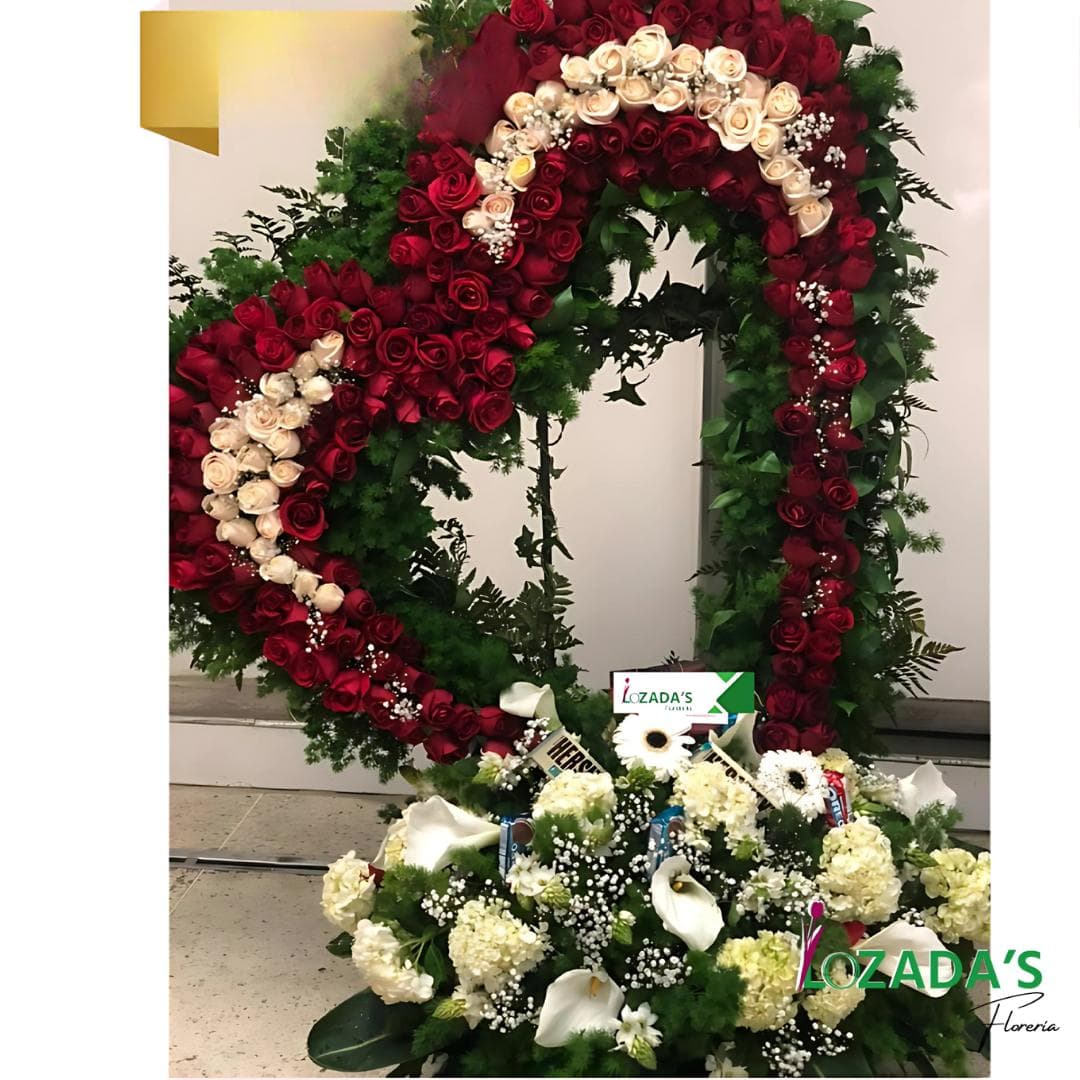 💎 Corazón Elegante: 350 Rosas & Chocolates Importados 🌹🍫 - Entrega hoy mismo en Santiago