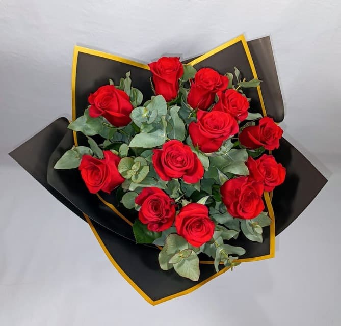 Ramo de 12 Rosas Rojas